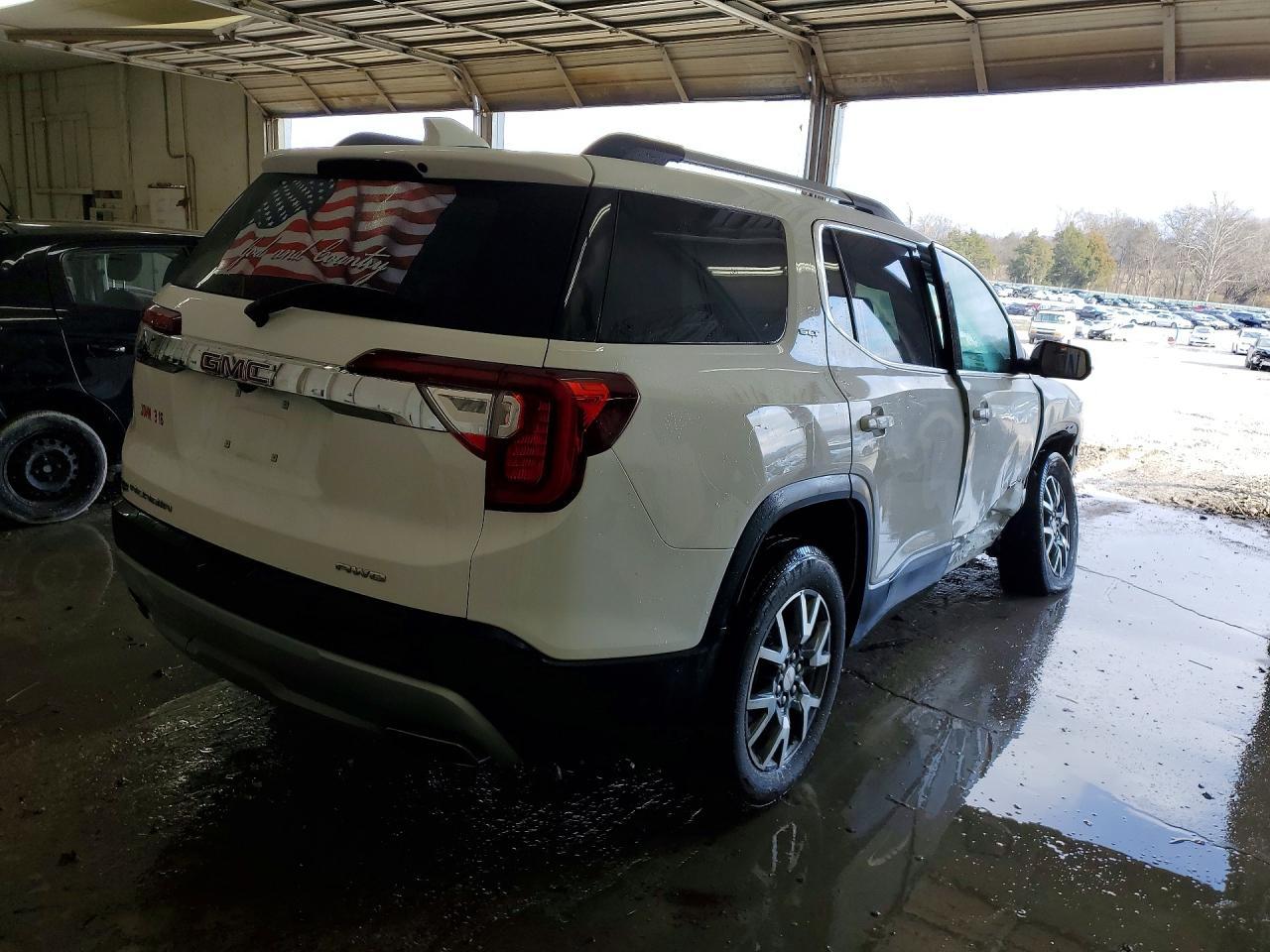 2023 GMC Acadia Slt - Image 3