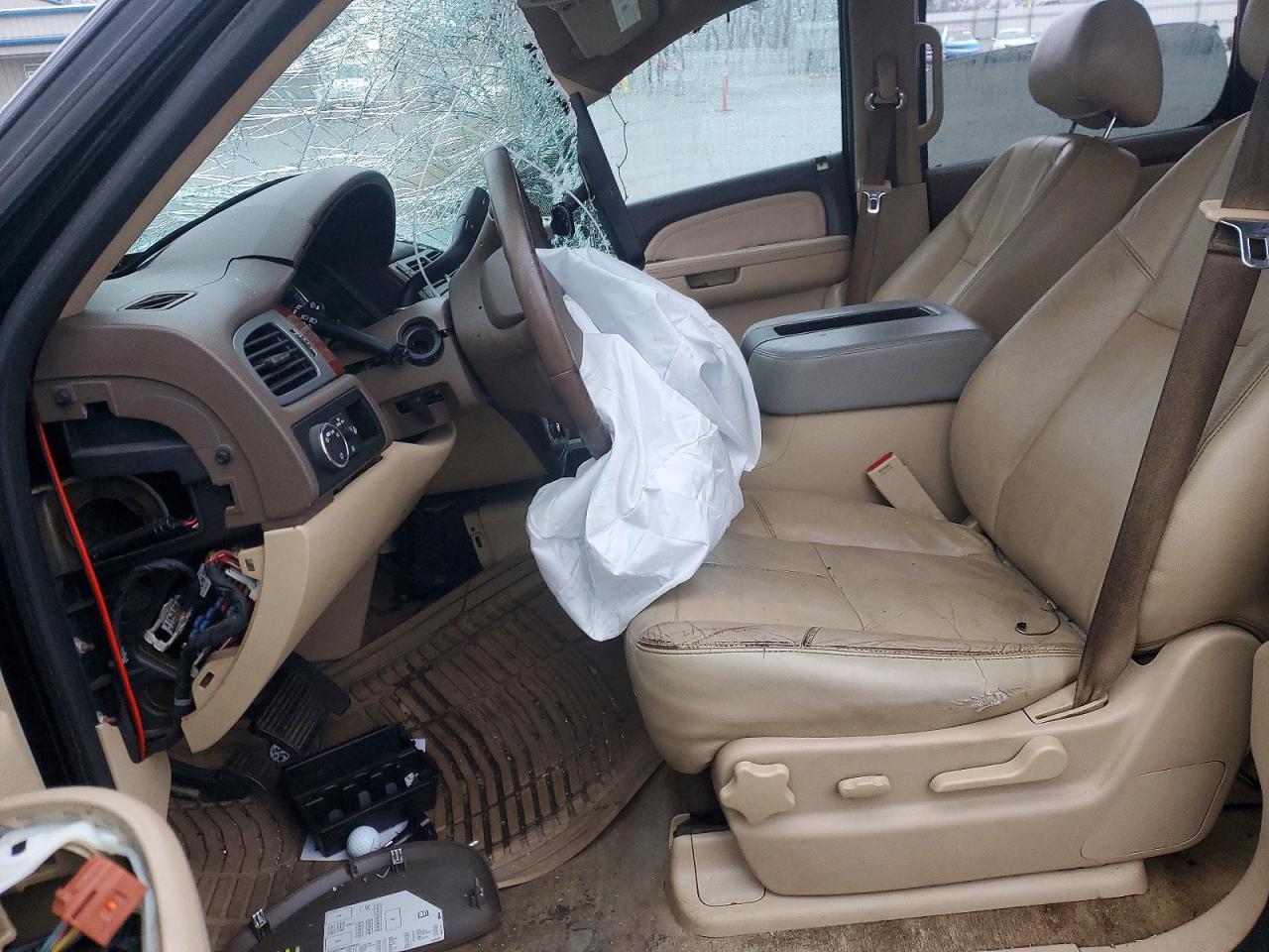 2014 Chevrolet Suburban C1500 Lt - Фото 7