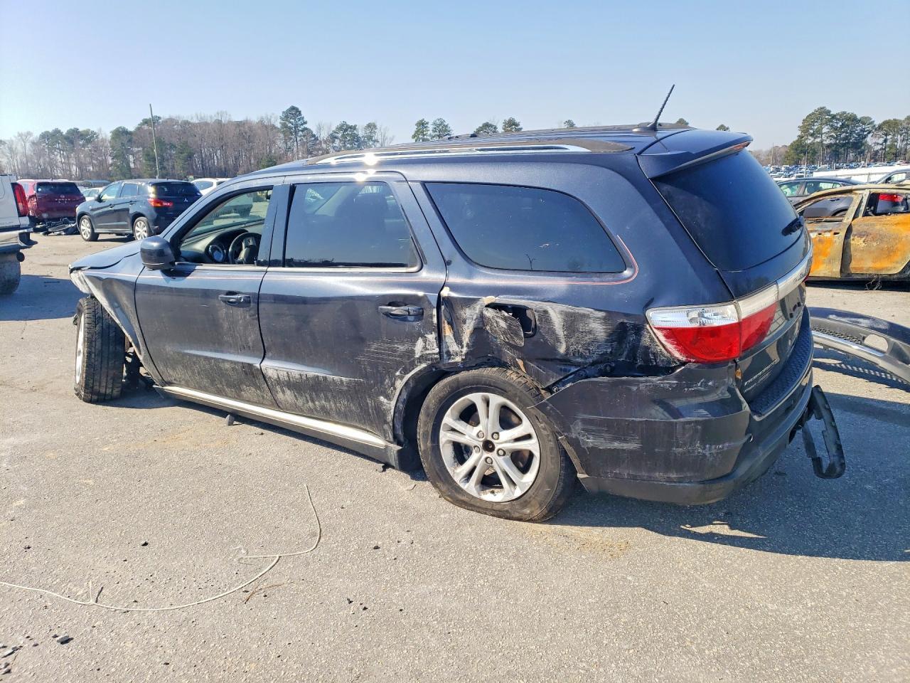 2013 Dodge Durango Sxt - Фото 2