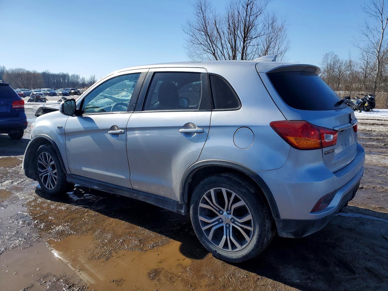 2018 Mitsubishi Outlander Sport Es - Фото 2