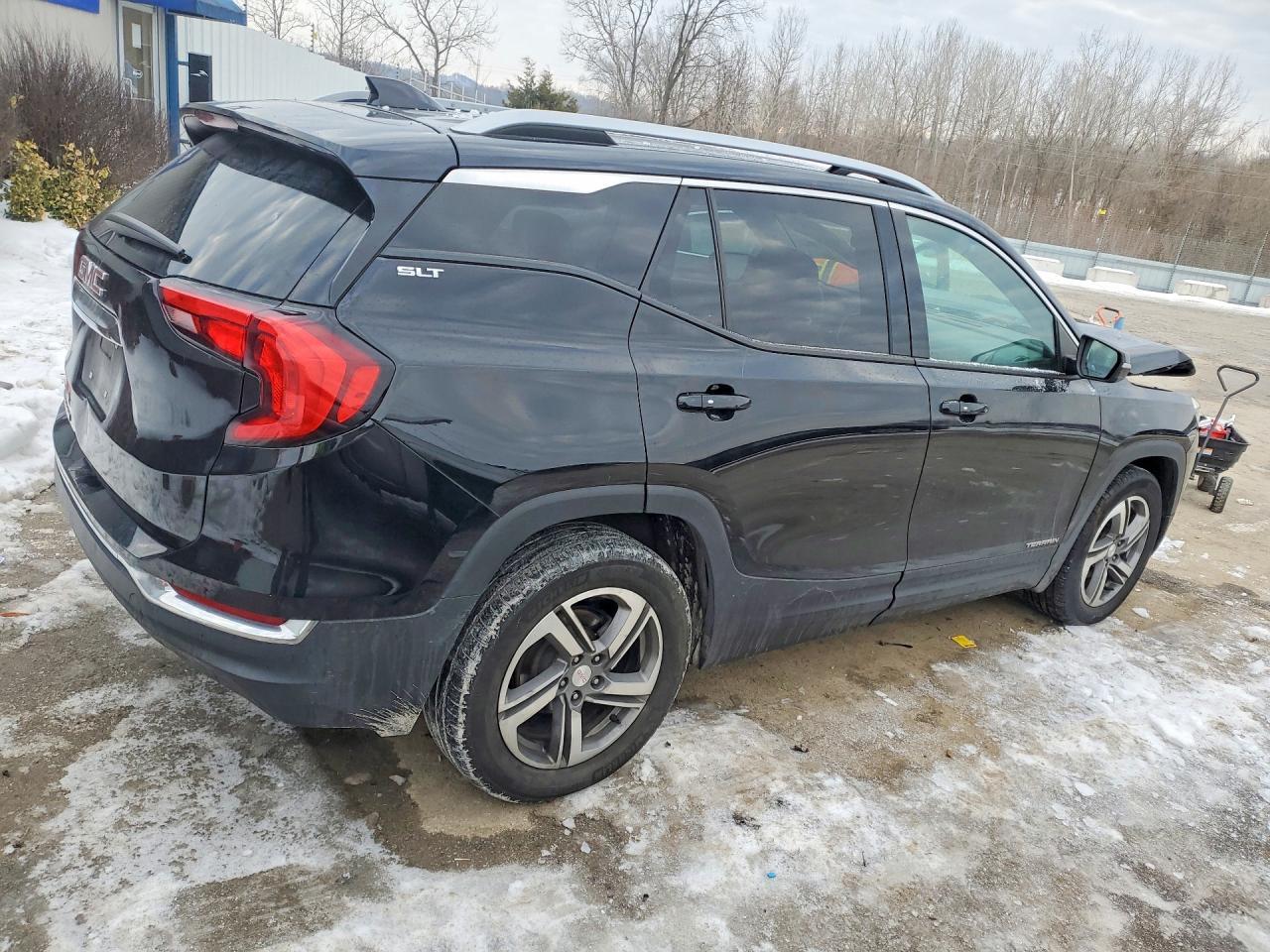2019 GMC Terrain Slt - Image 3