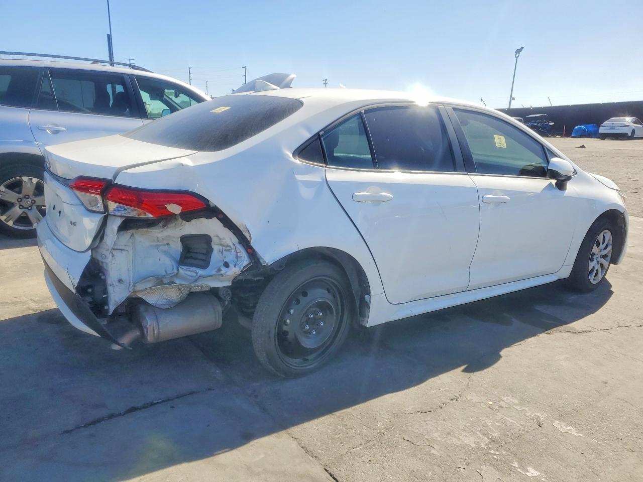 2022 Toyota Corolla Le - Image 3