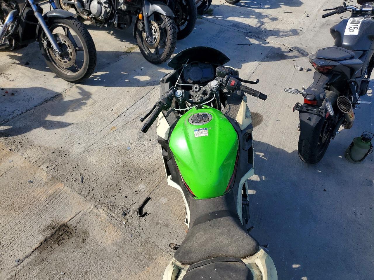 2022 Kawasaki Ex400 - Фото 6