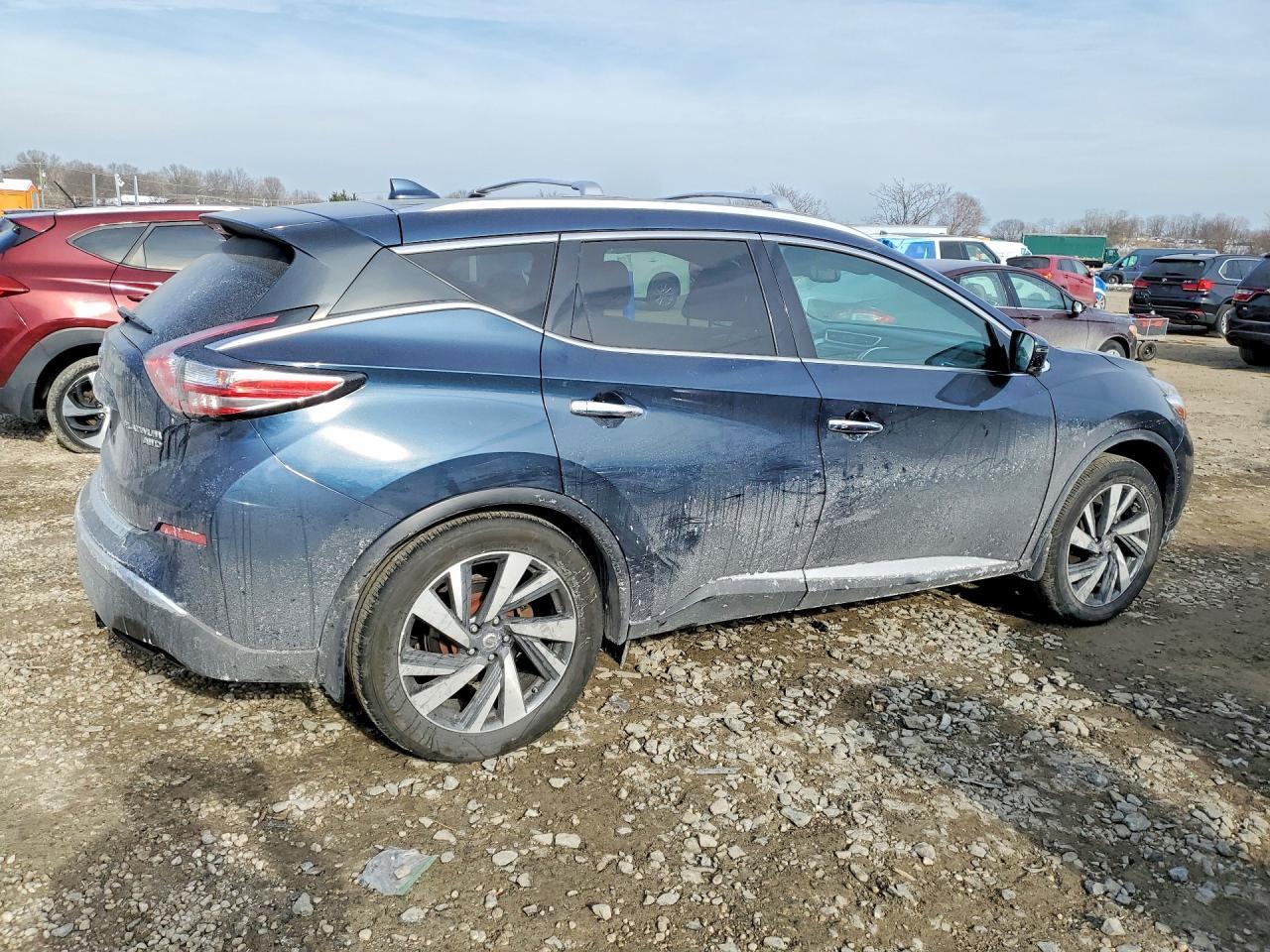 2017 Nissan Murano S - Image 3