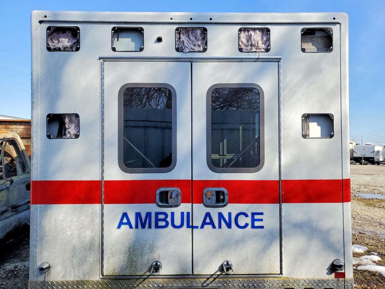 2021 Ford Econoline E350 Sd Ambulance - Image 6