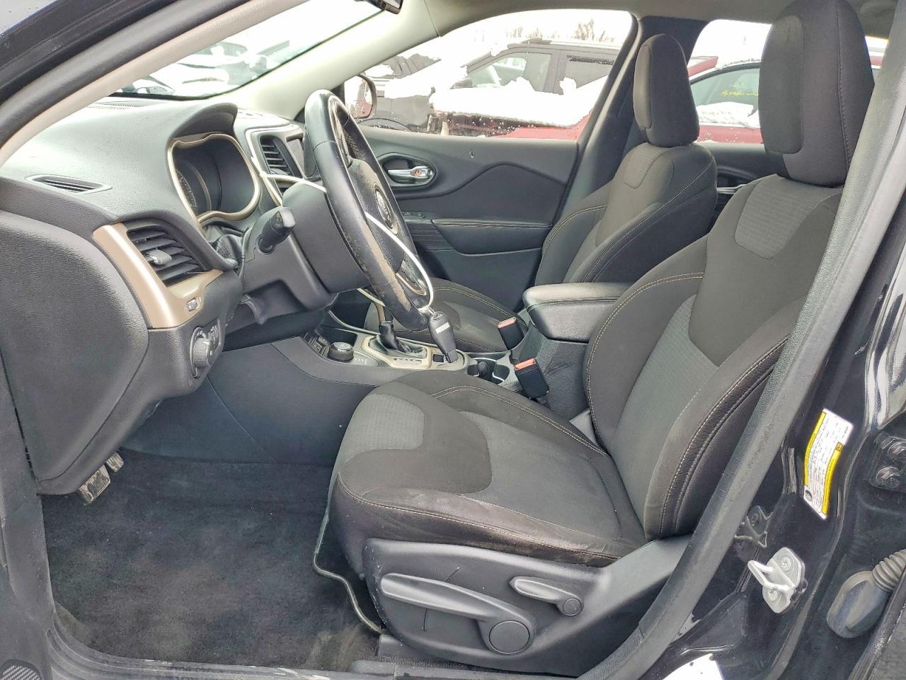 2015 Jeep Cherokee Latitude - Image 7