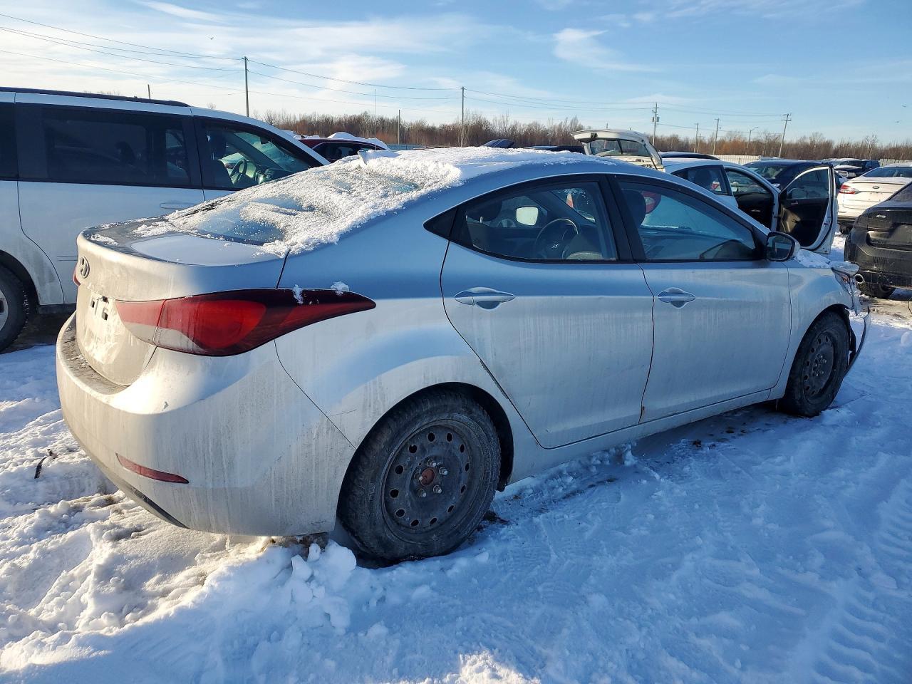 2015 Hyundai Elantra Se - Фото 3