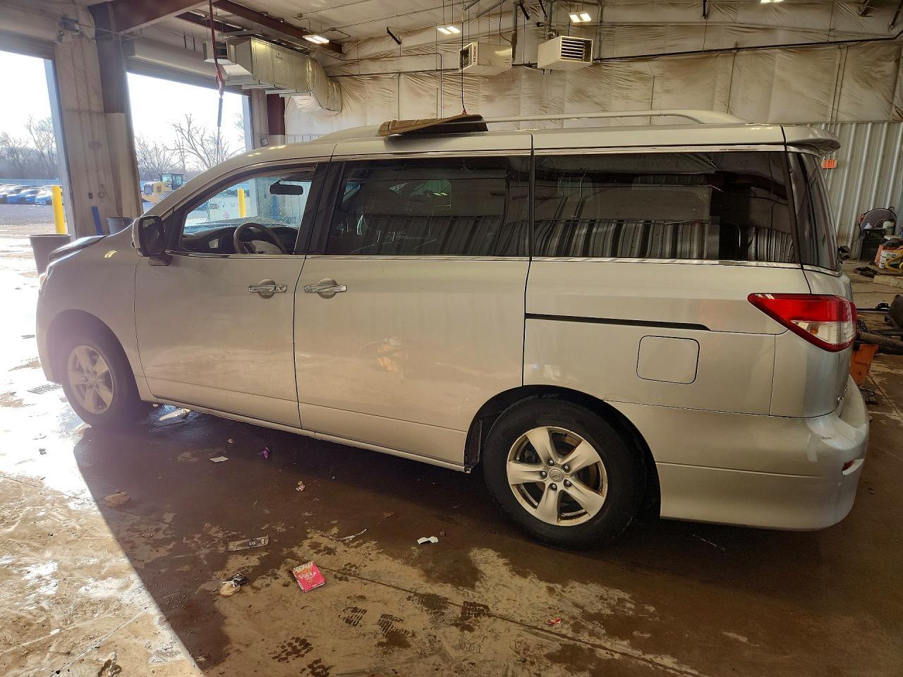 2017 Nissan Quest Sv - Фото 2