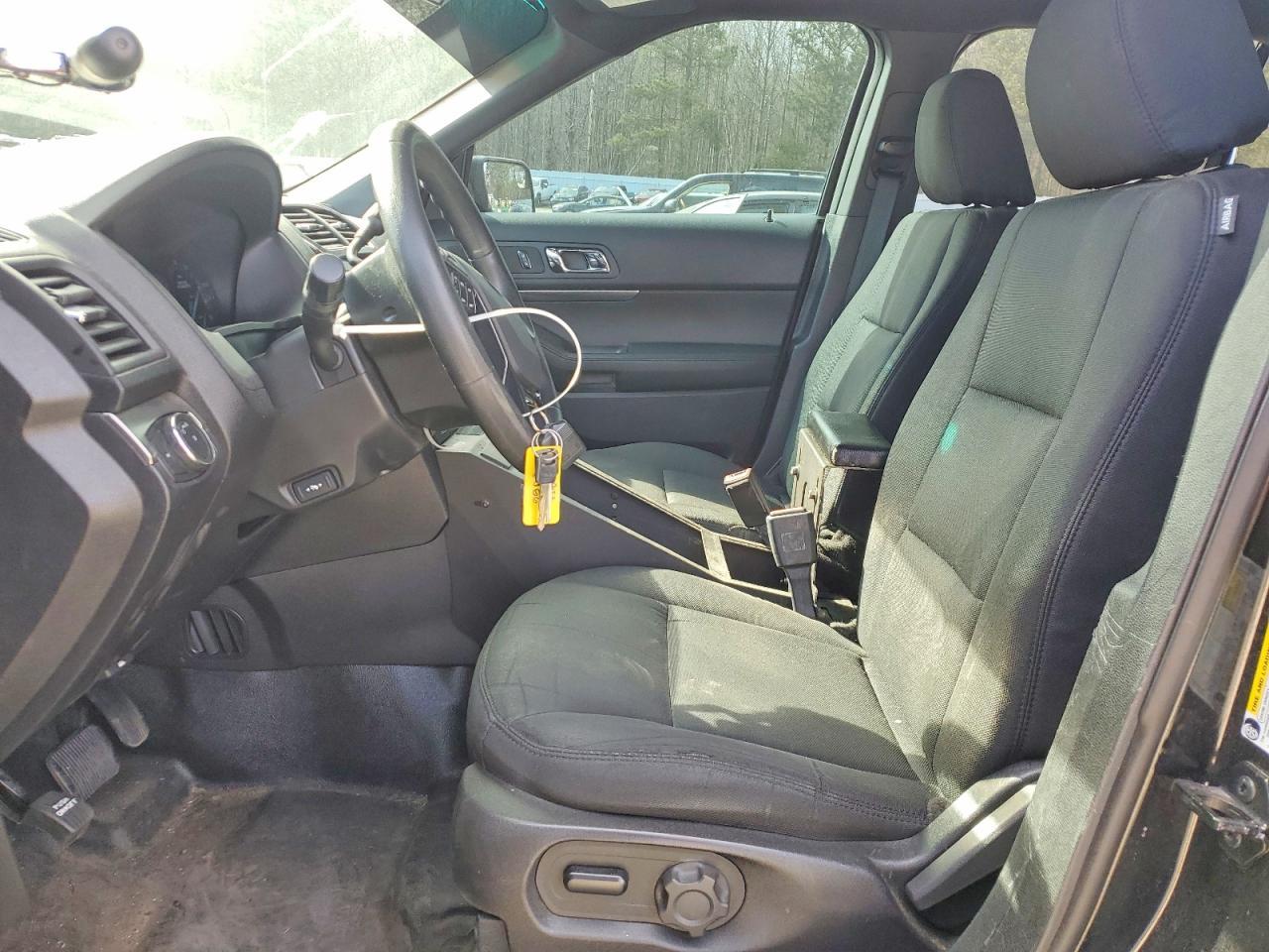 2017 Ford Explorer Police Interceptor - Image 7