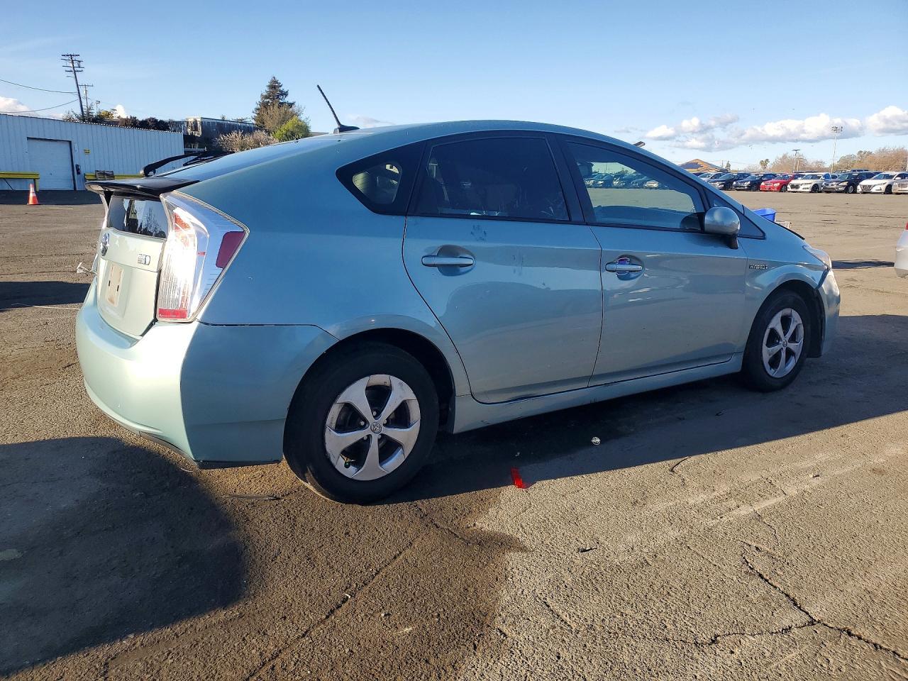 2014 Toyota Prius Four - Фото 3
