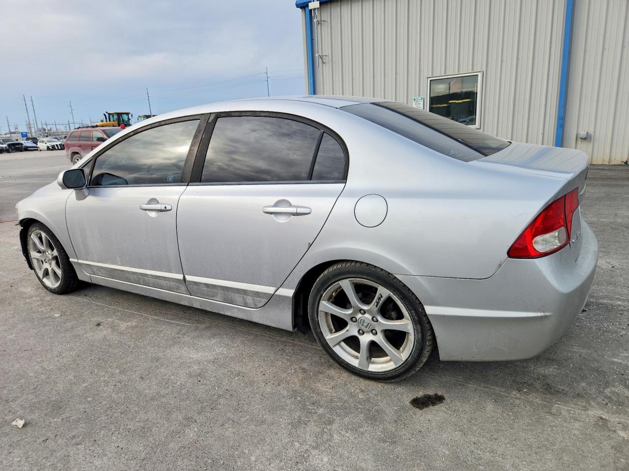 2011 Honda Civic Ex - Image 2