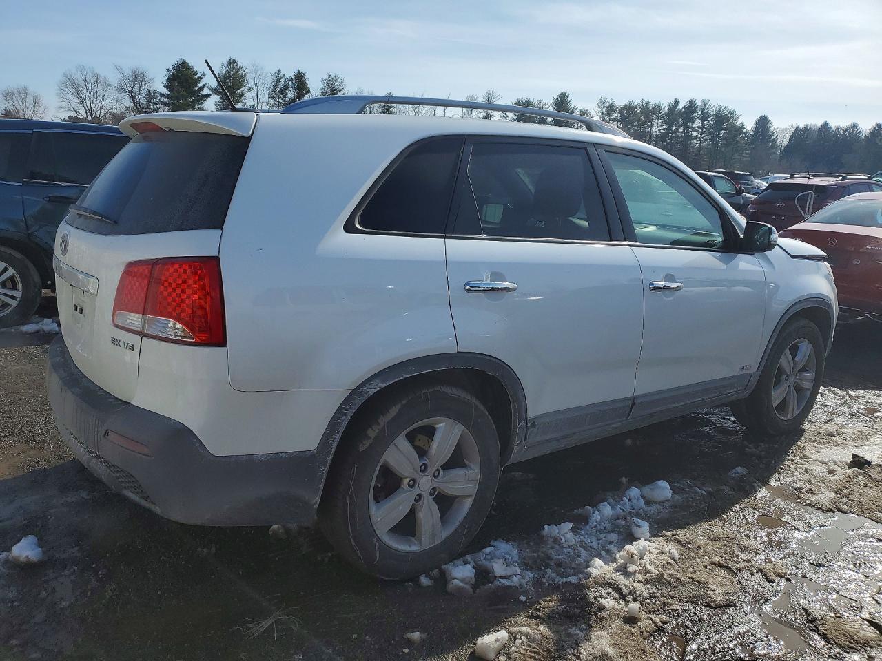 2013 Kia Sorento Ex - Image 3