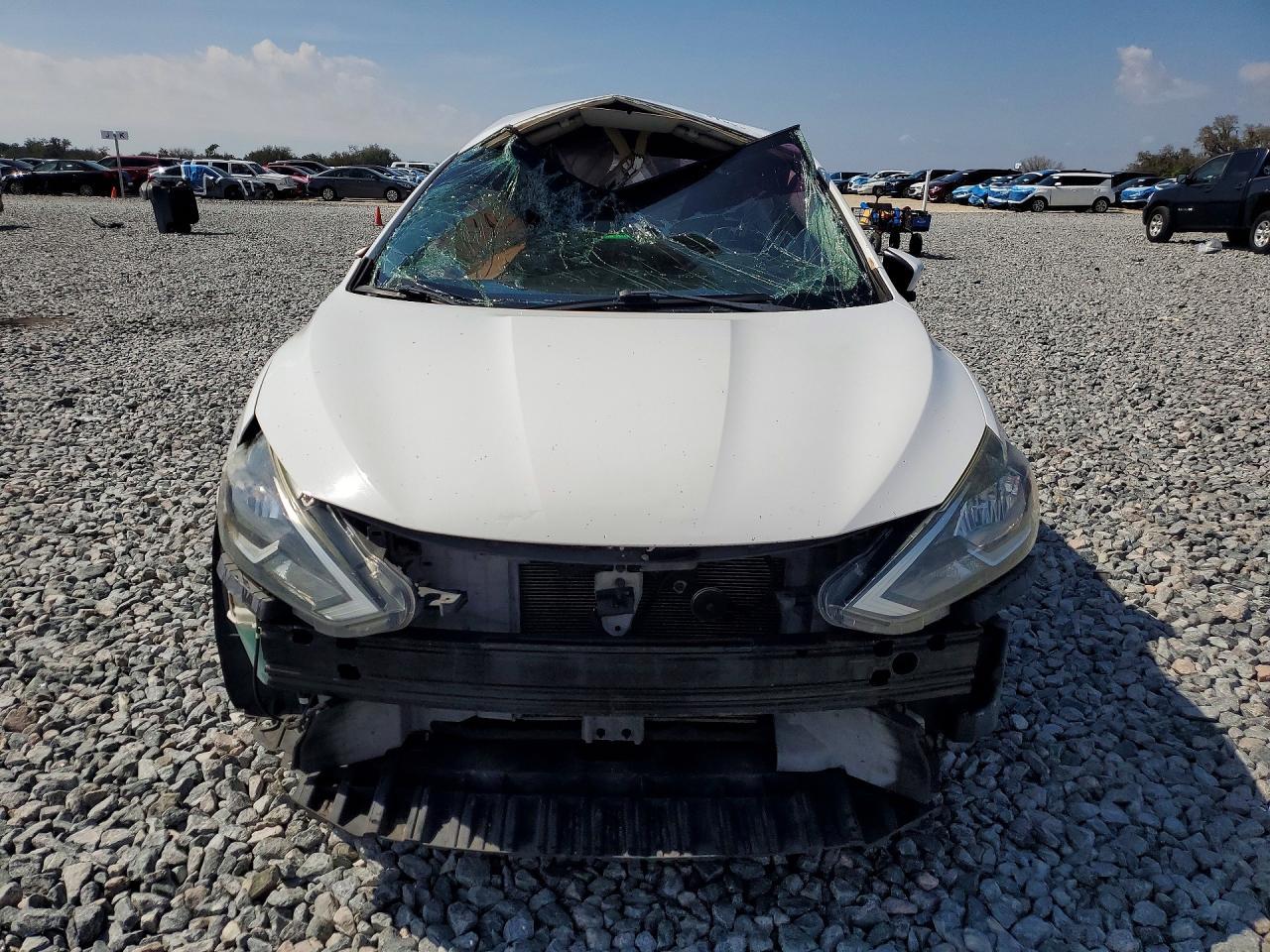 2017 Nissan Sentra Sv - Фото 5