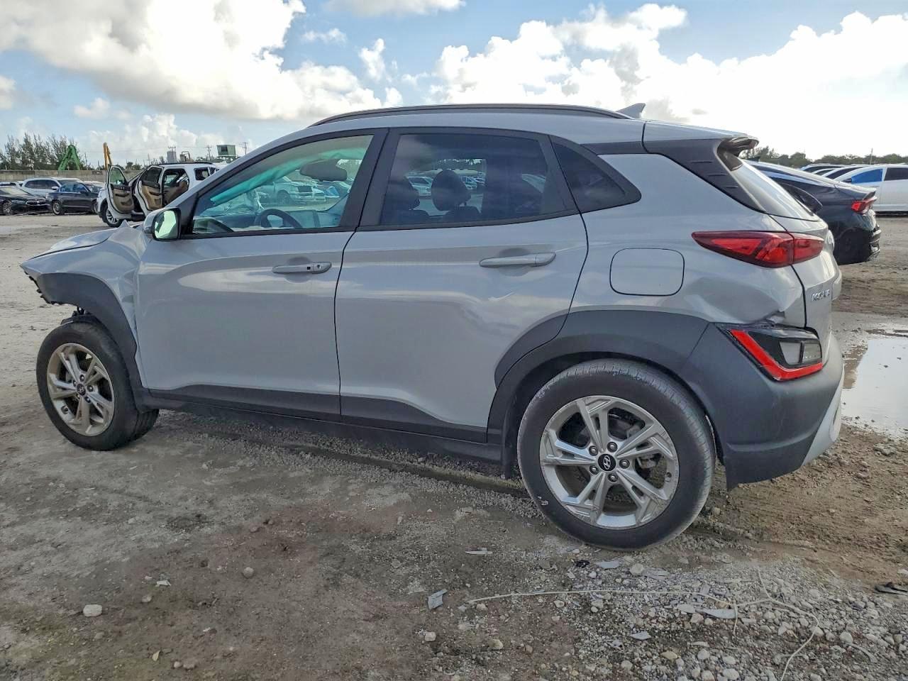 2022 Hyundai Kona Sel - Фото 2