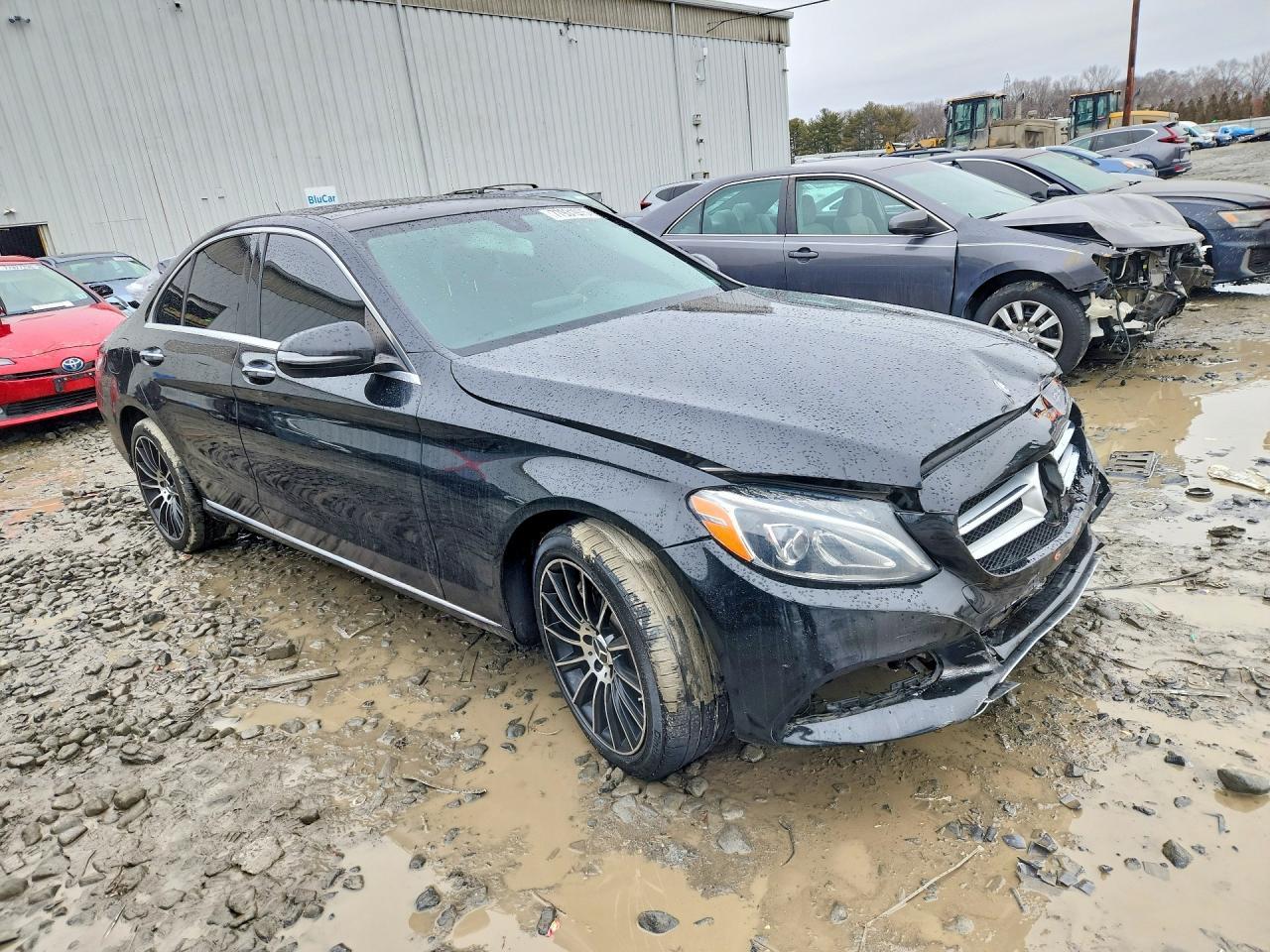 2017 Mercedes-Benz C 300 4Matic - Фото 4