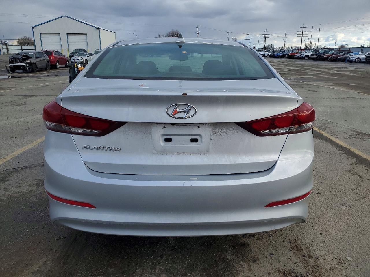 2018 Hyundai Elantra Value Edition - Фото 6