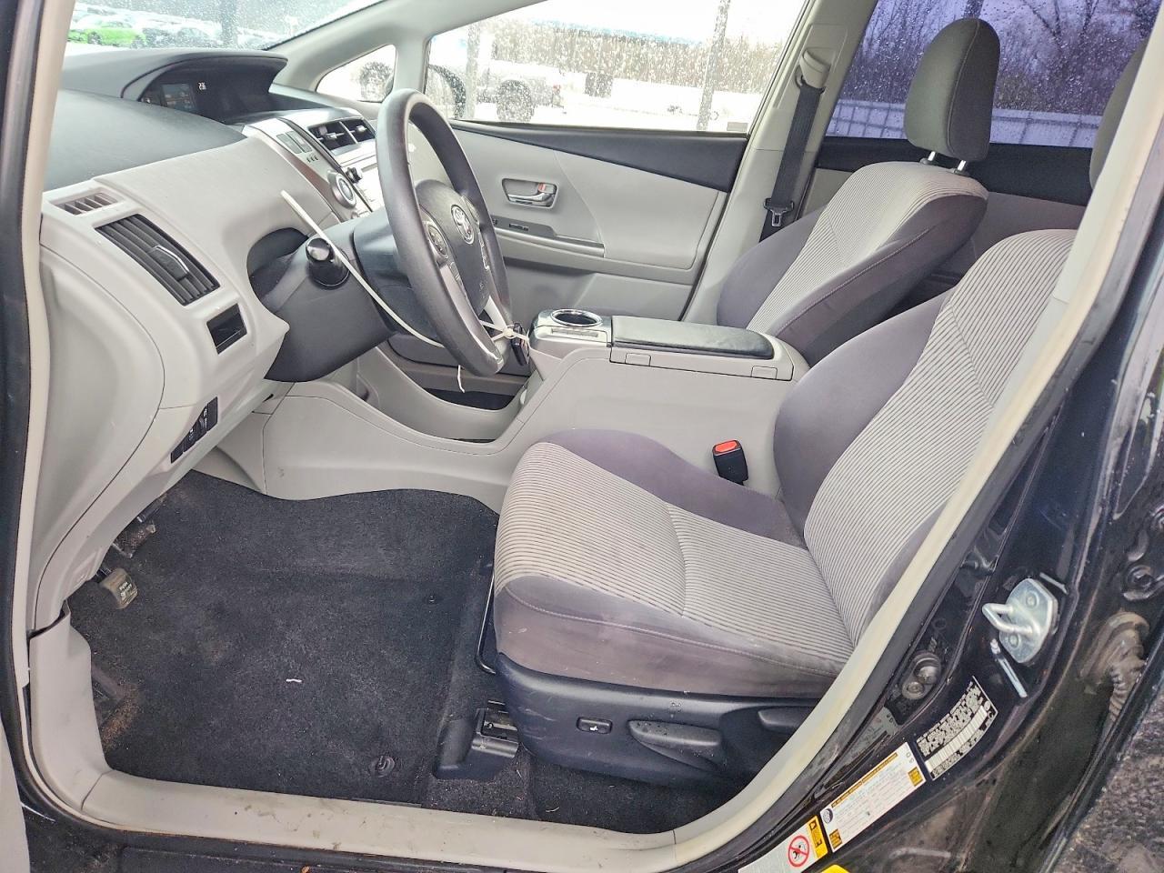 2016 Toyota Prius V Three - Фото 7
