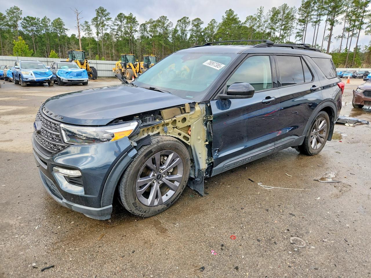 2022 Ford Explorer Xlt