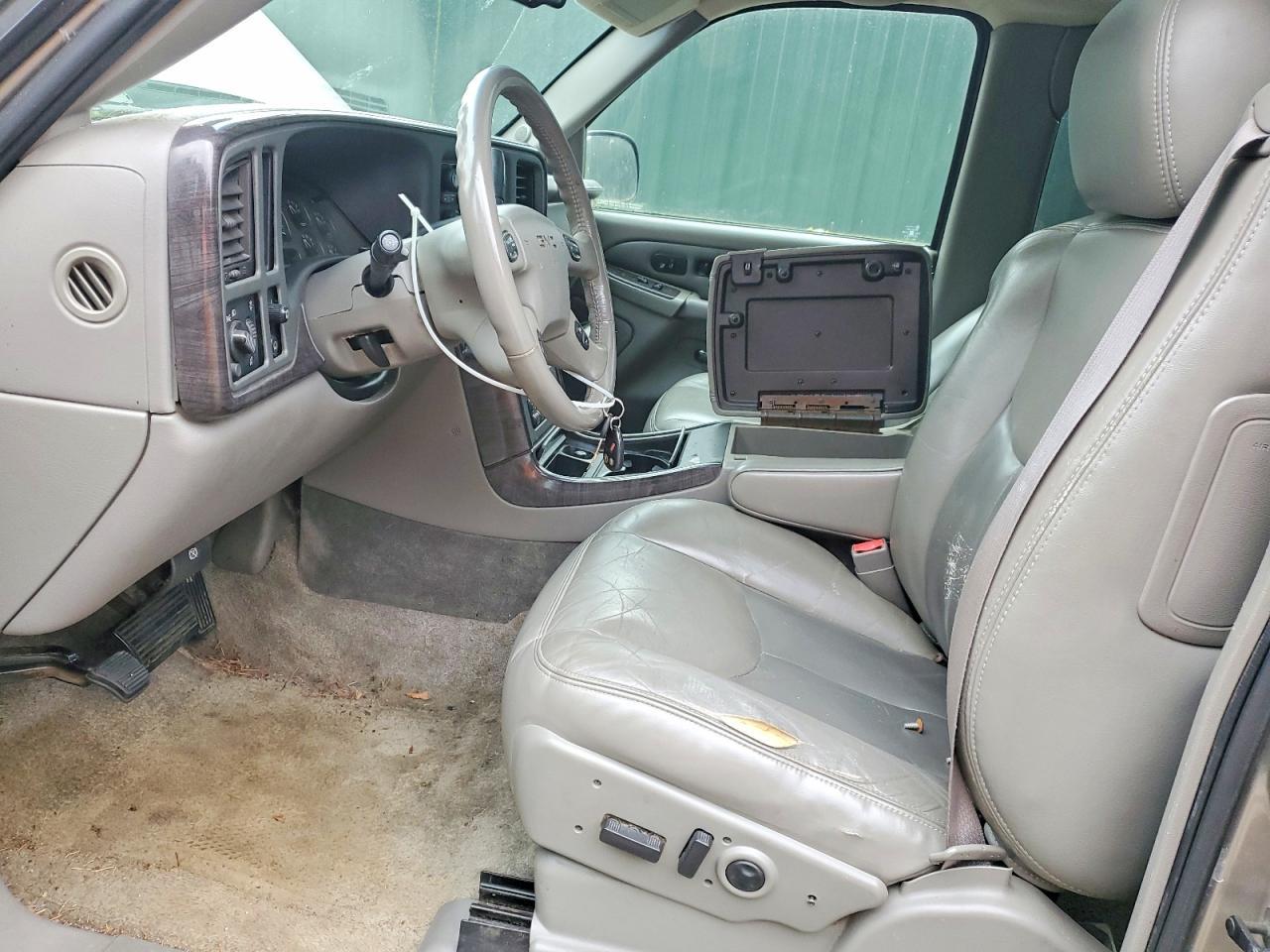 2003 GMC Yukon Denali - Фото 7