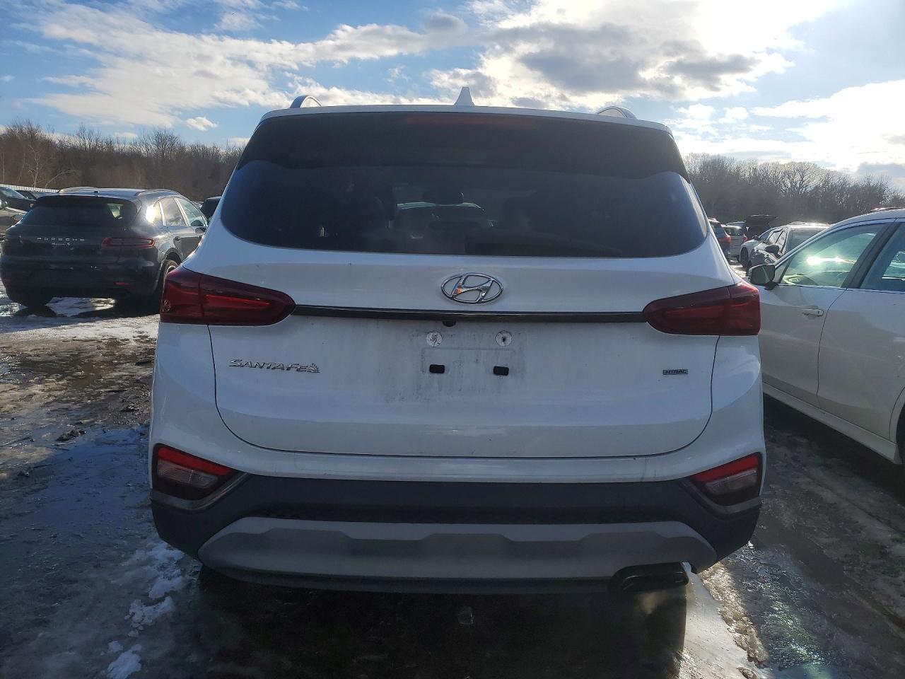 2020 Hyundai Santa Fe Limited - Image 6