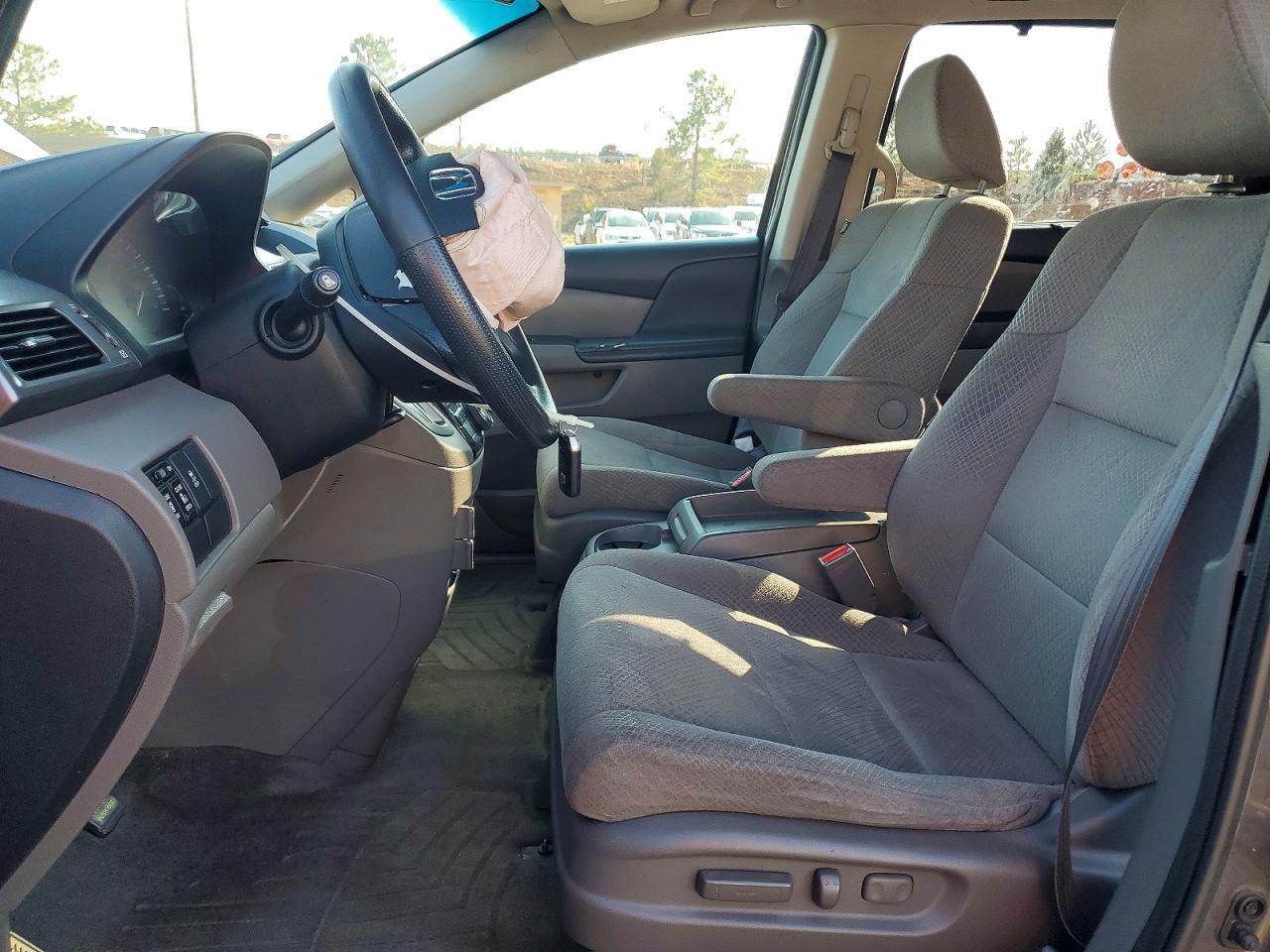 2017 Honda Odyssey Se - Фото 7