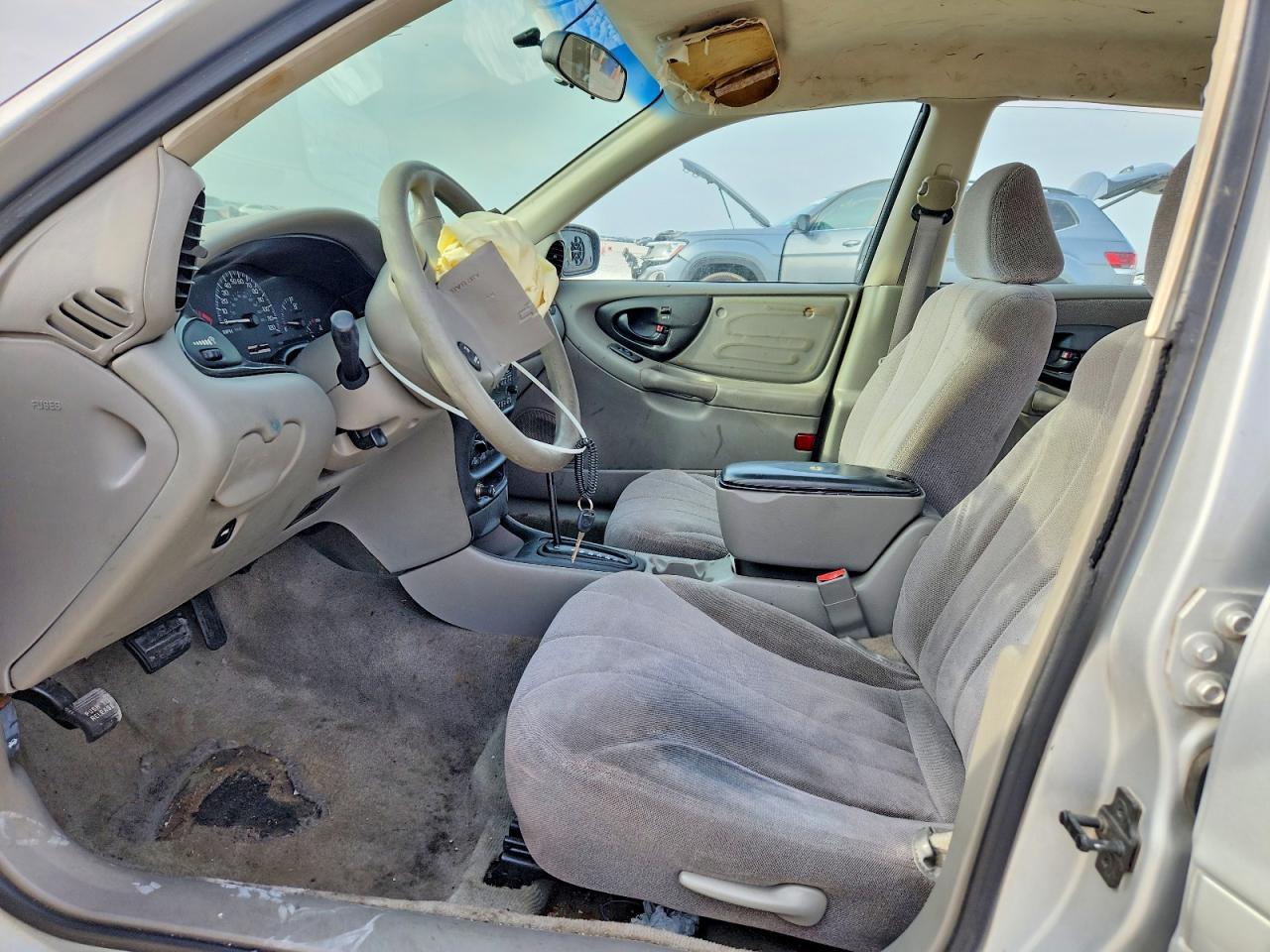 2002 Chevrolet Malibu - Image 7