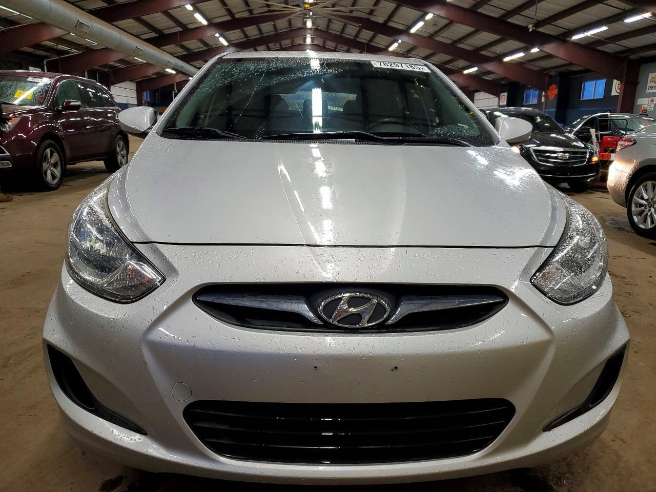 2013 Hyundai Accent Gls - Image 5