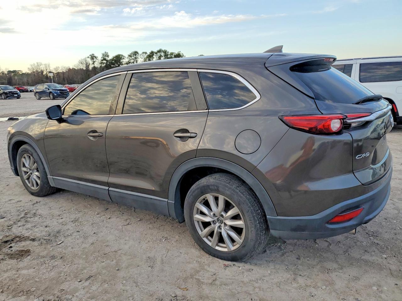 2016 Mazda Cx-9 Touring - Фото 2