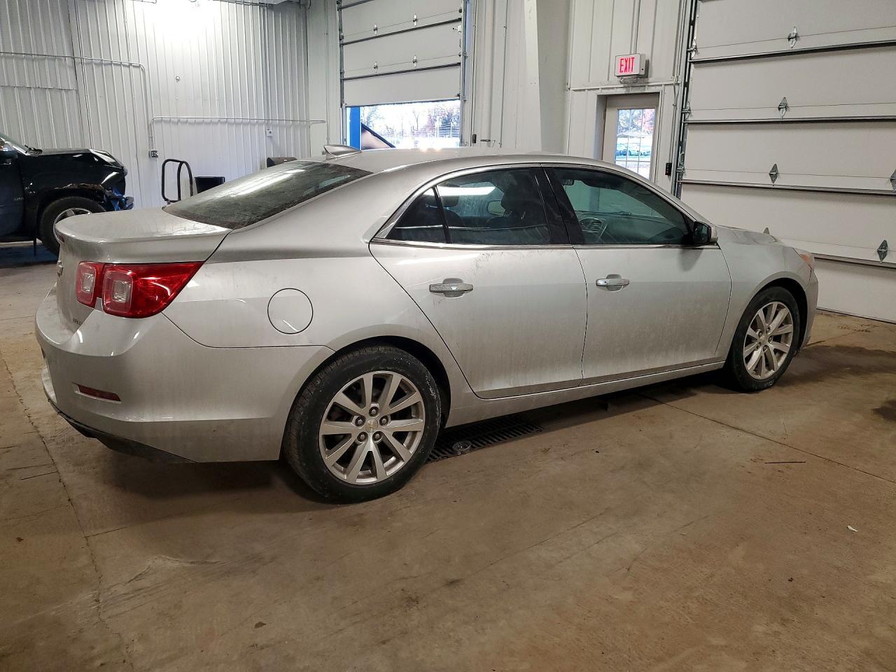 2016 Chevrolet Malibu Limited Ltz - Image 3
