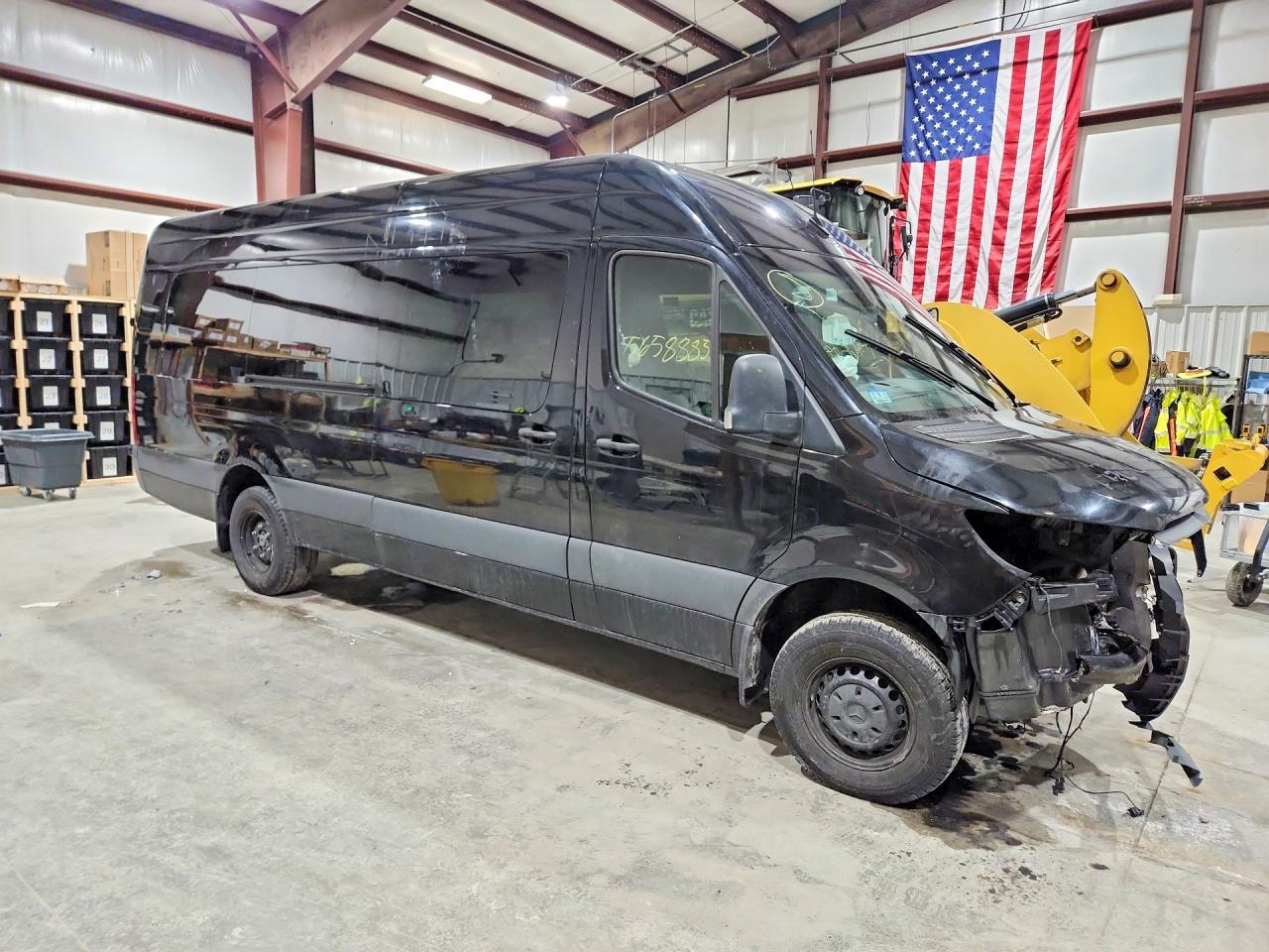 2022 Mercedes Benz Sprinter Delivery Van - Image 4