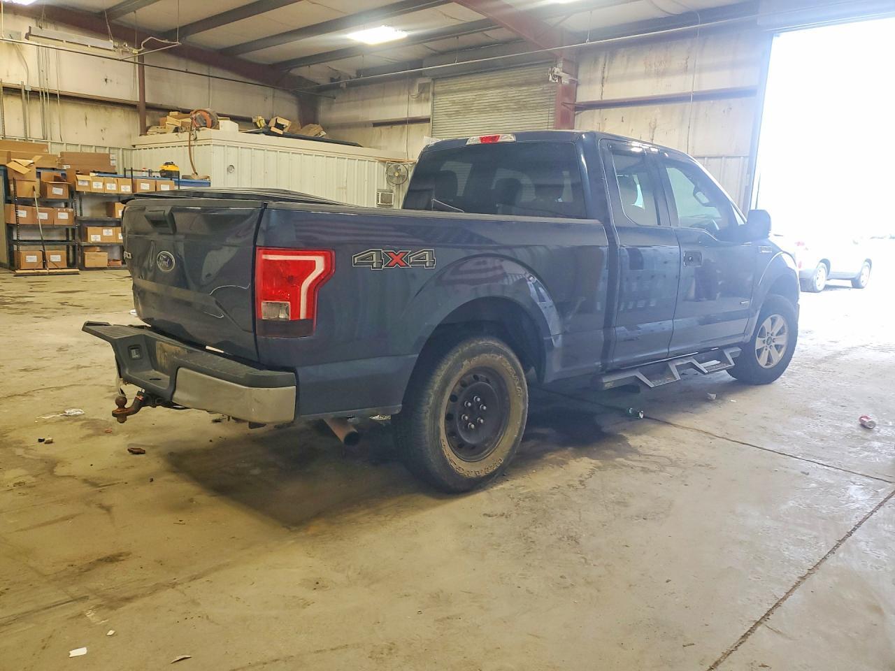 2015 Ford F150 Supercrew - Image 3