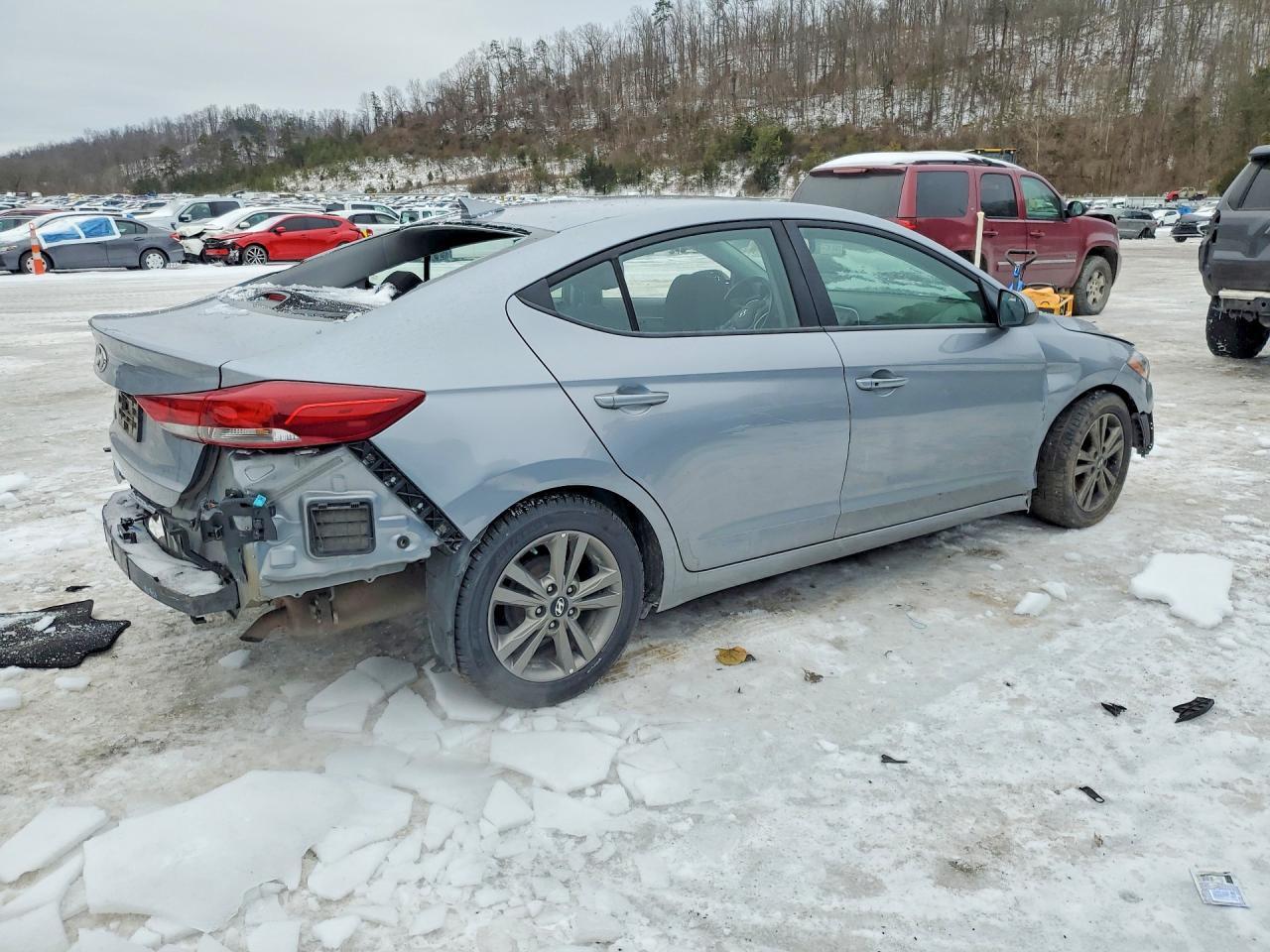 2017 Hyundai Elantra Se - Image 3