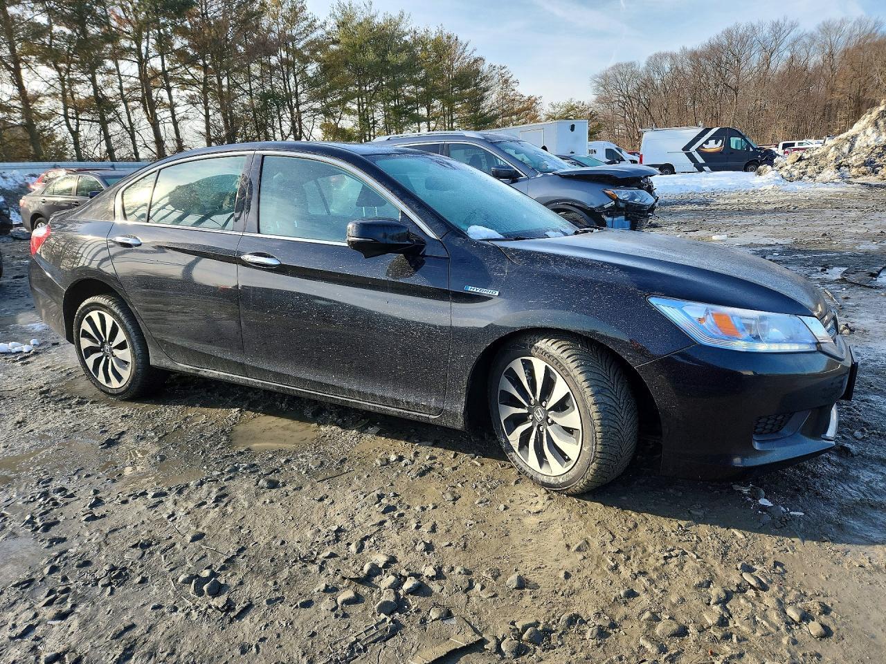 2014 Honda Accord Touring Hybrid - Image 4