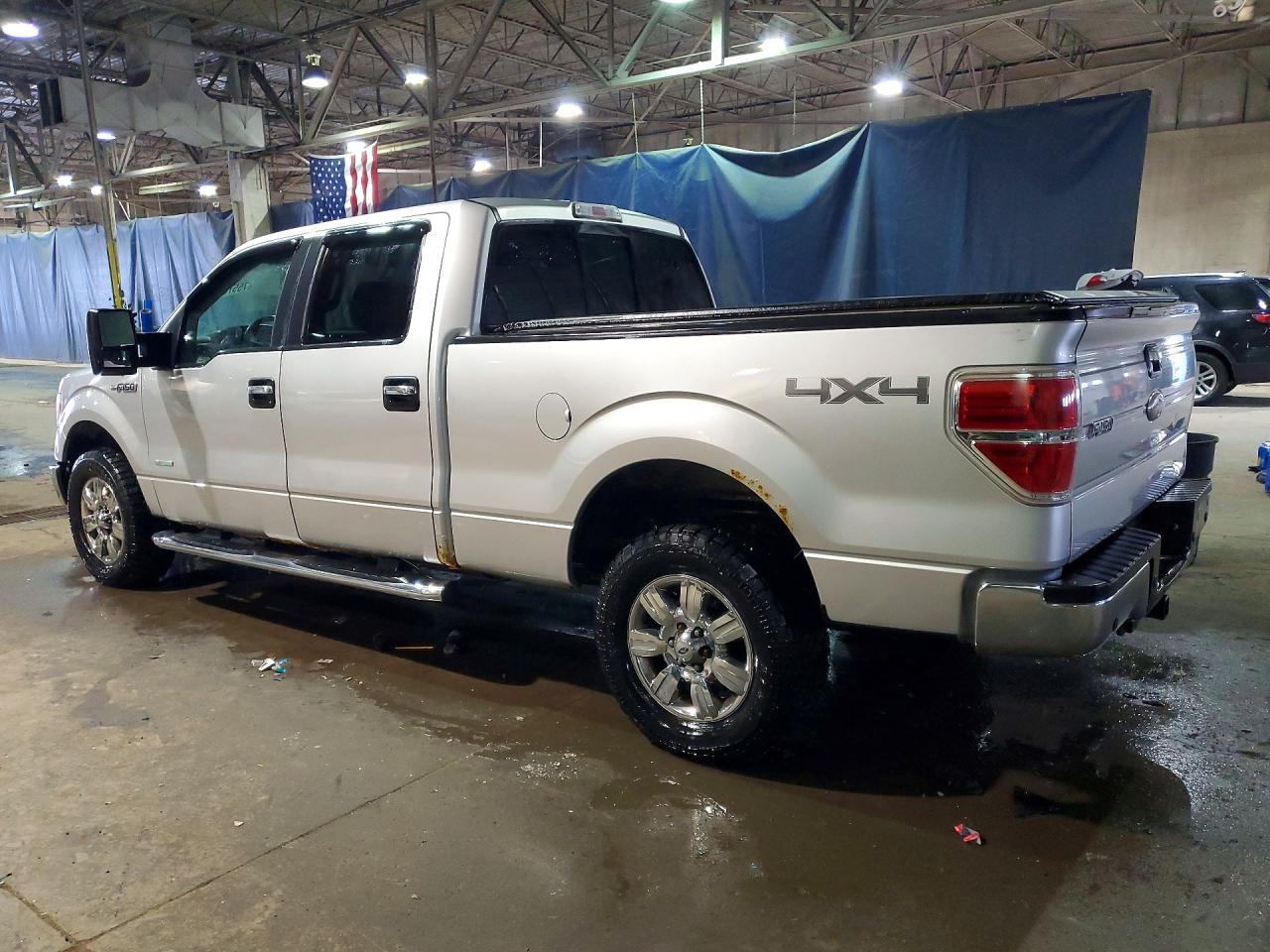 2012 Ford F150 Supercrew - Фото 2