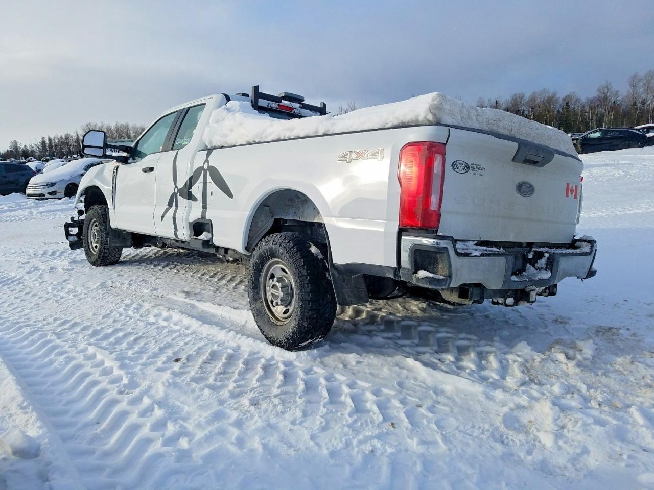 2025 Ford F250 Super Duty - Фото 2