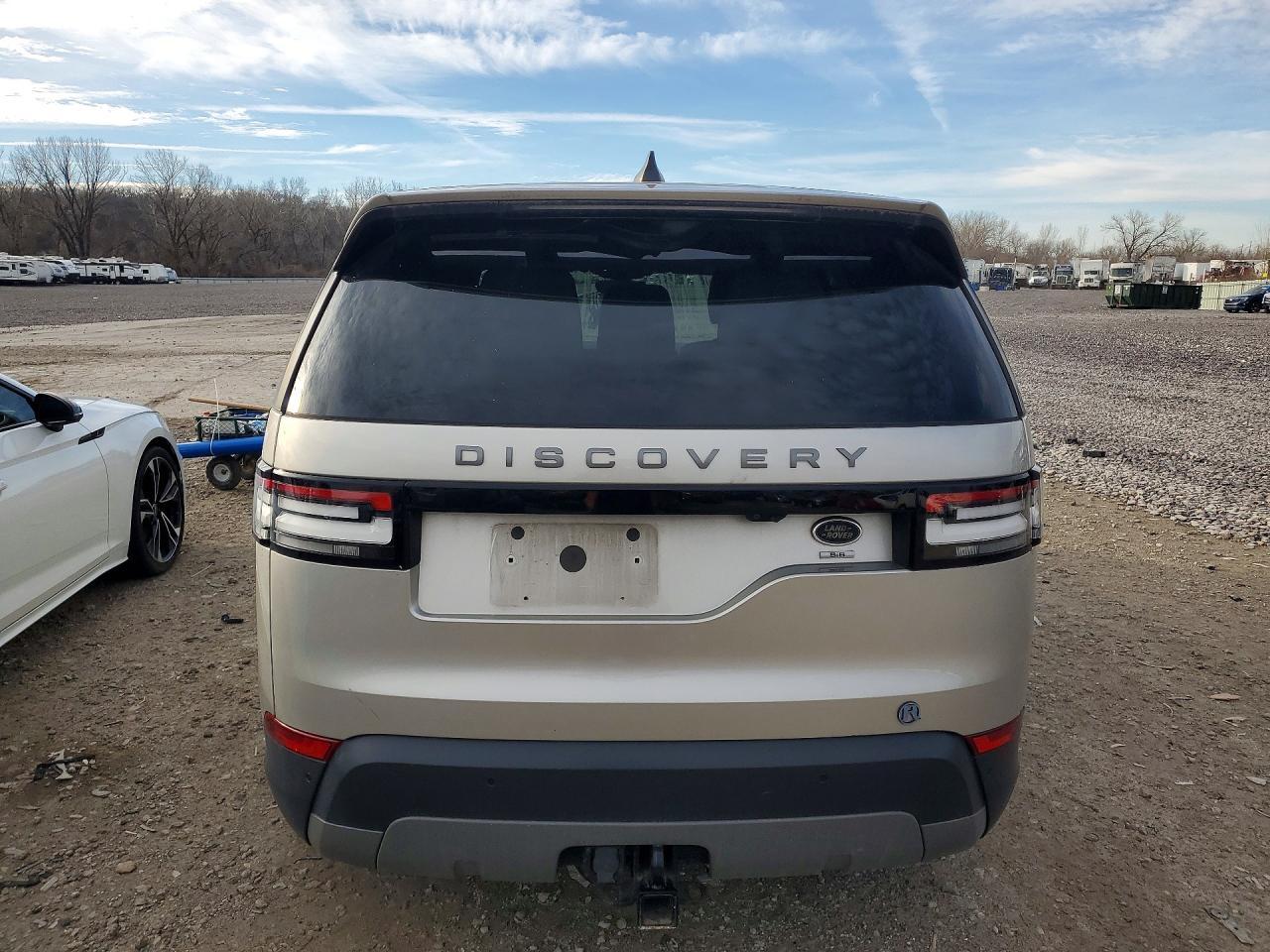 2017 Land Rover Discovery Se - Image 6