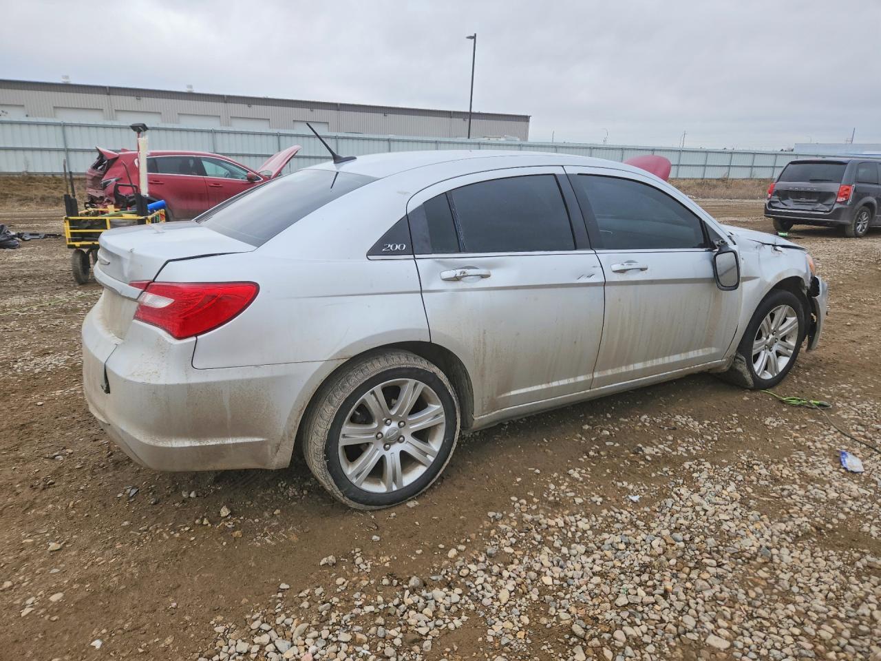 2012 Chrysler 200 Lx - Фото 3