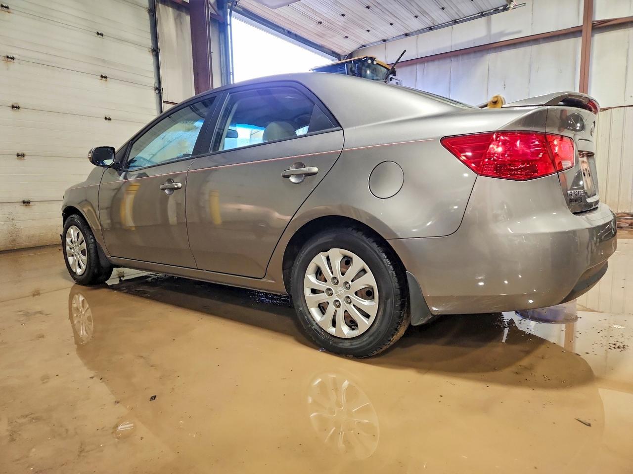 2010 Kia Forte Ex - Фото 2