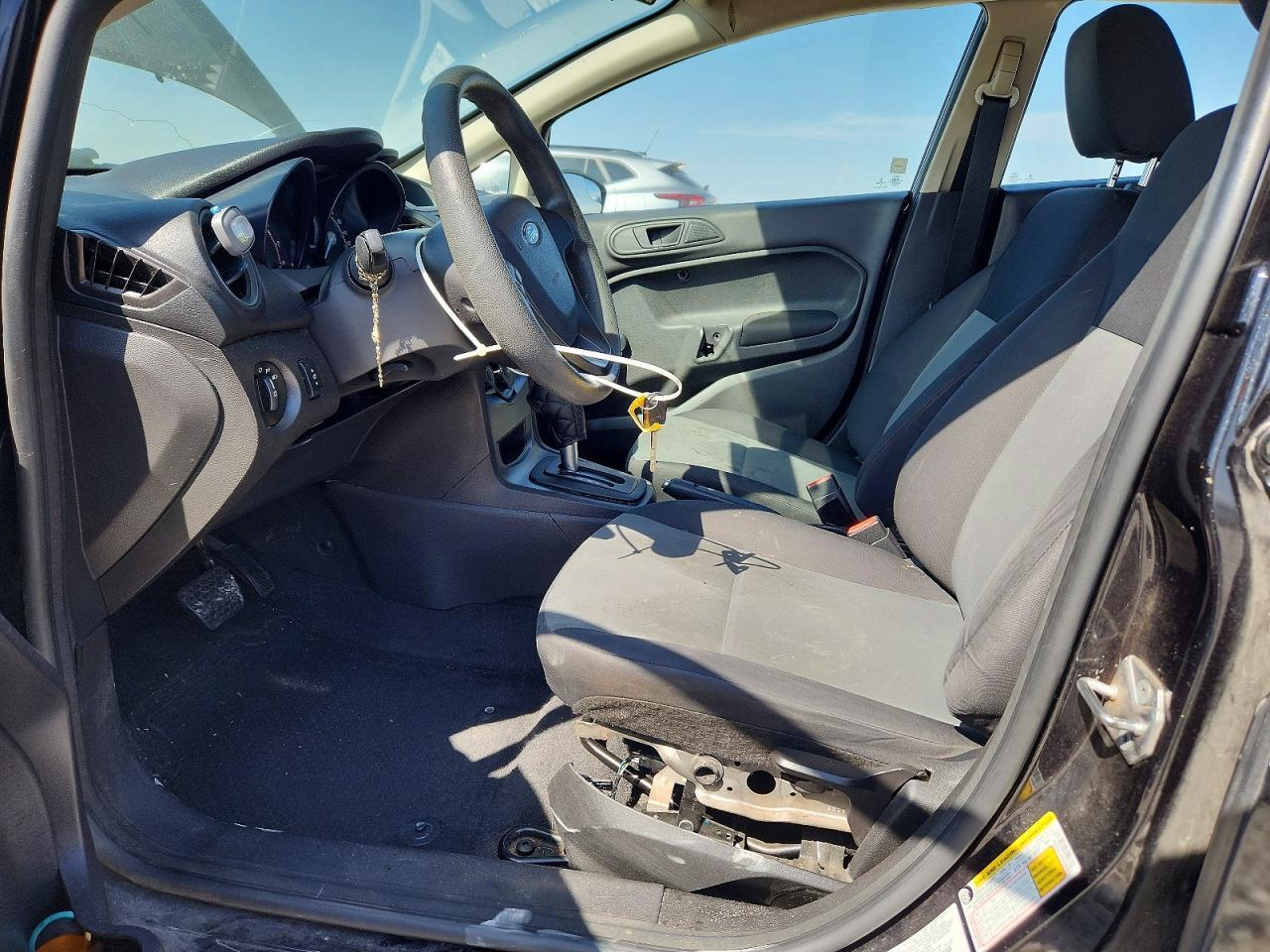 2015 Ford Fiesta S - Image 7