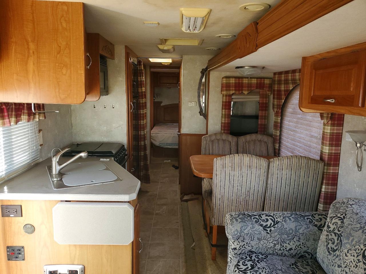 2004 Ford F550 Super Duty Rv - Фото 6
