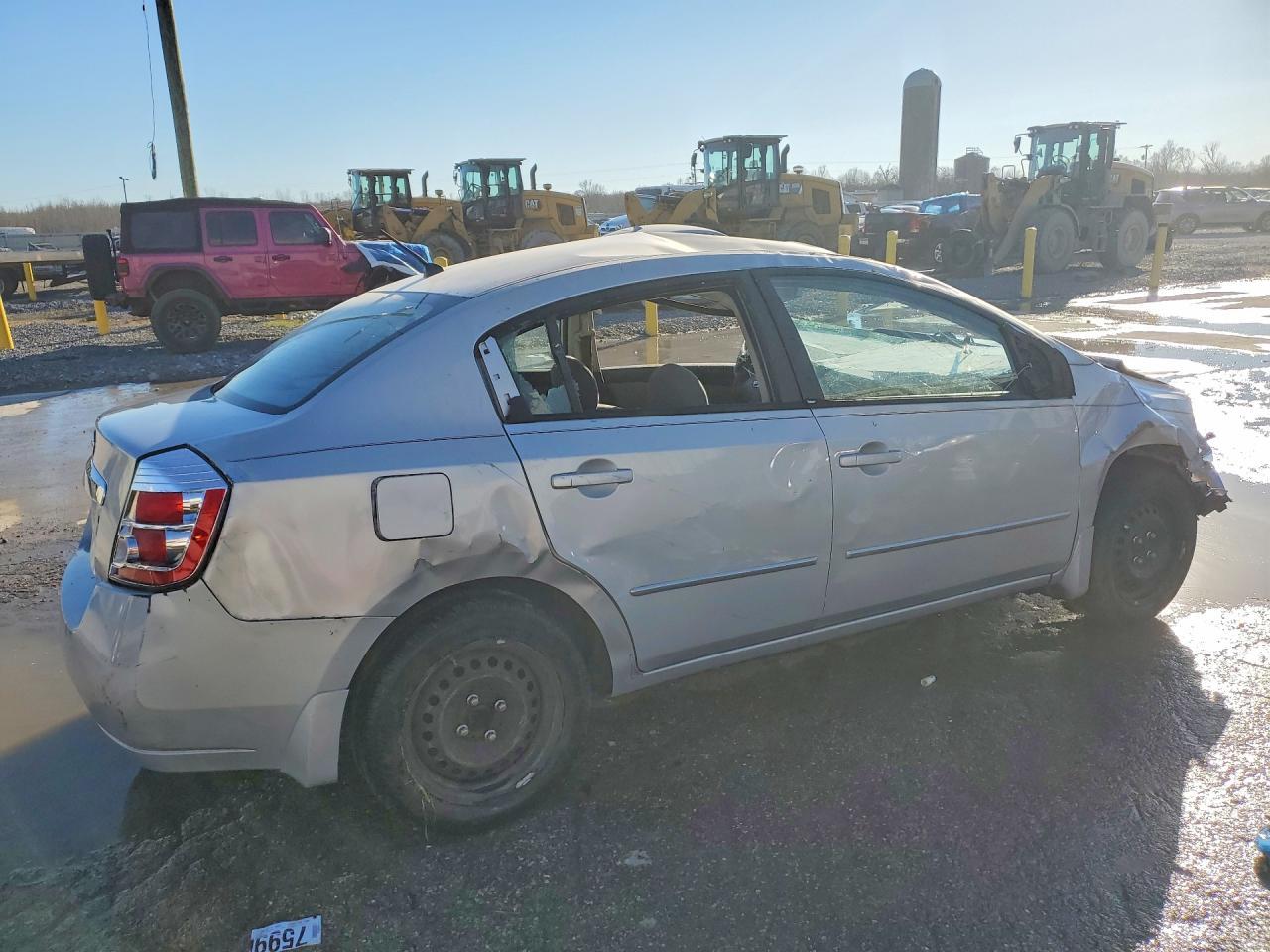 2010 Nissan Sentra 2.0 - Image 3