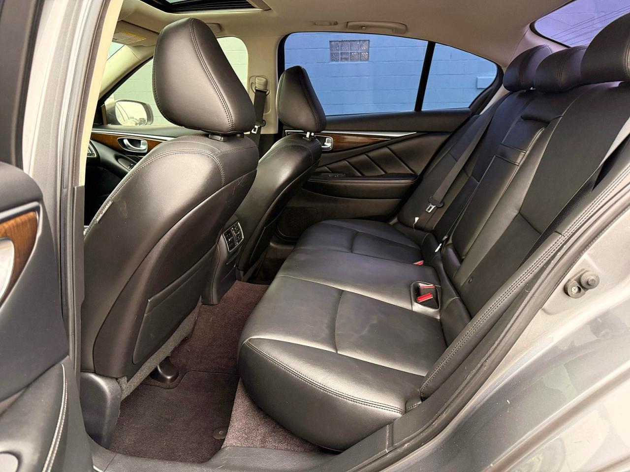2018 Infiniti Q50 Luxe - Image 6