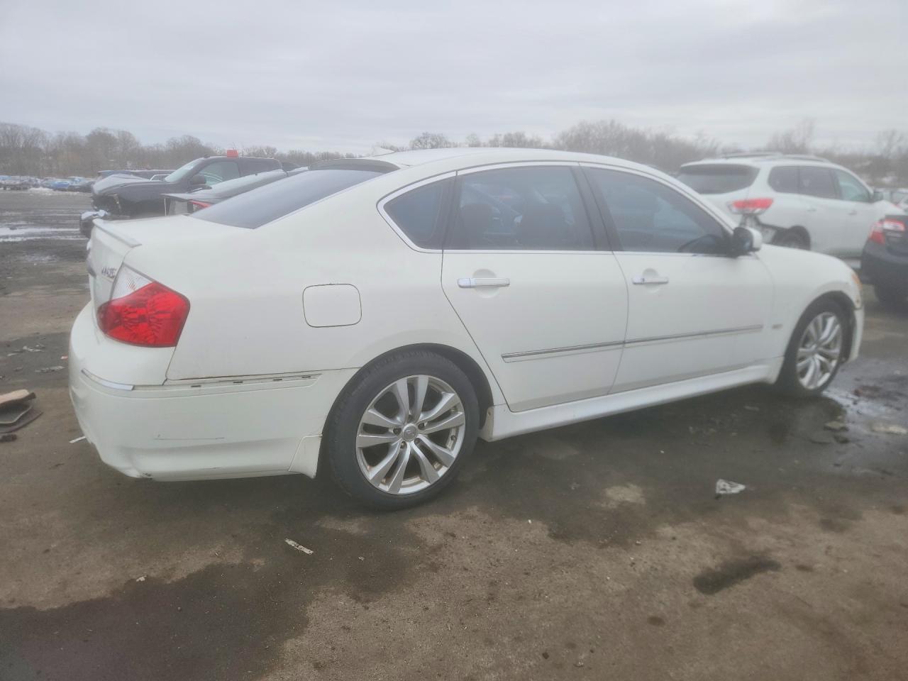 2008 Infiniti M45 Base - Image 3