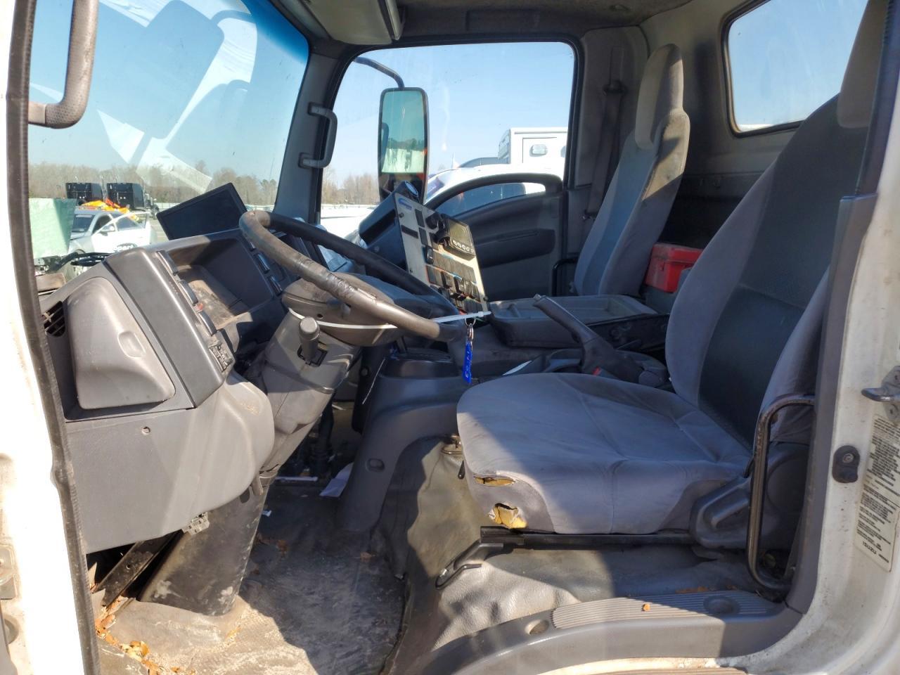 2017 Isuzu Npr Hd - Image 7