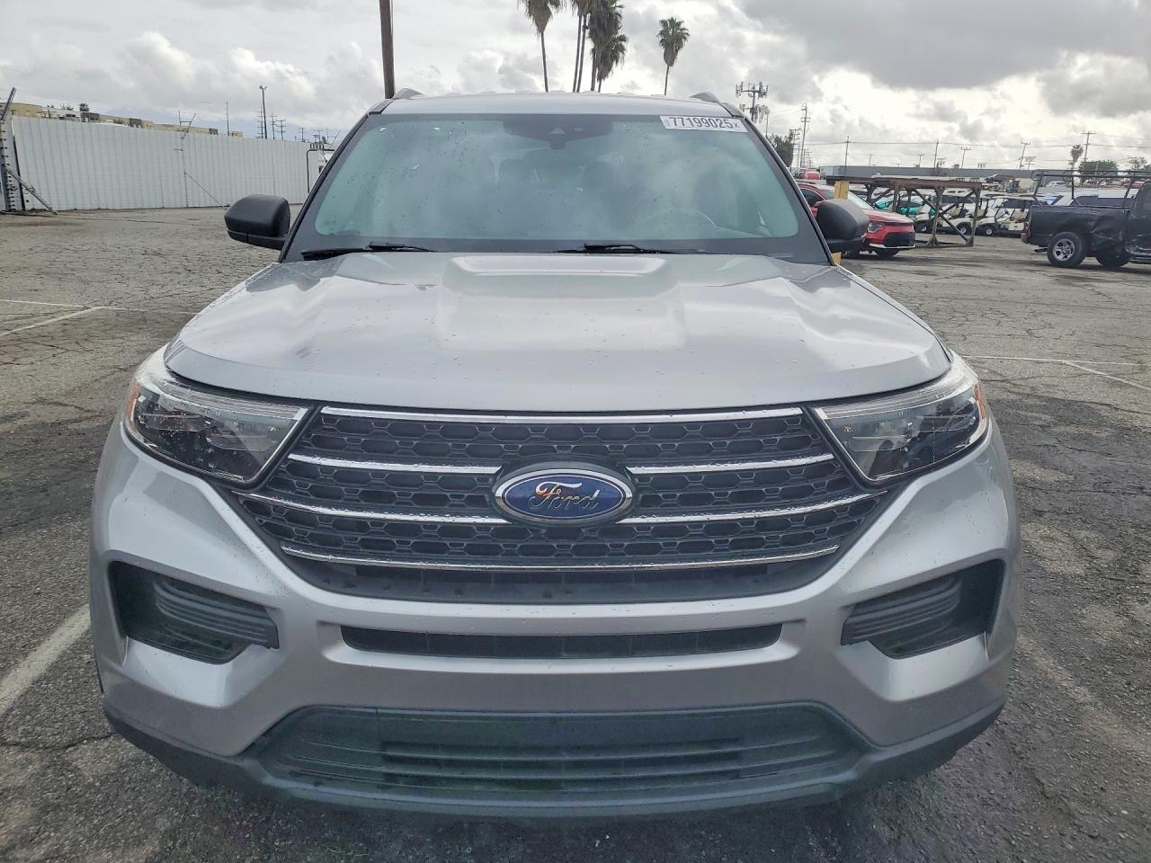 2021 Ford Explorer Xlt - Image 5