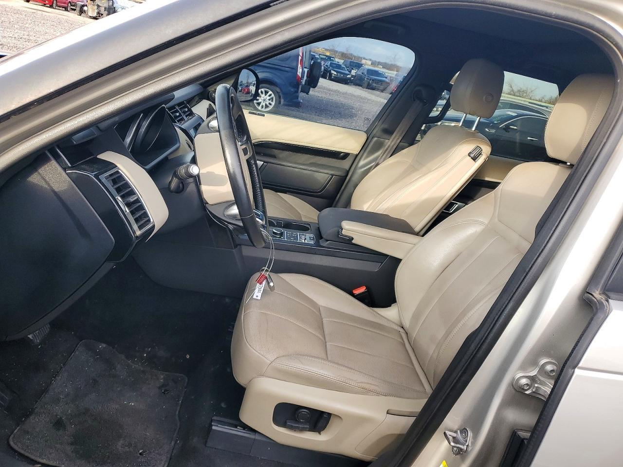 2017 Land Rover Discovery Se - Image 7