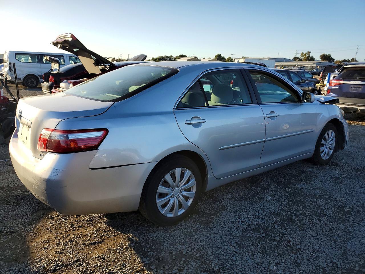 2008 Toyota Camry Le V6 - Фото 3
