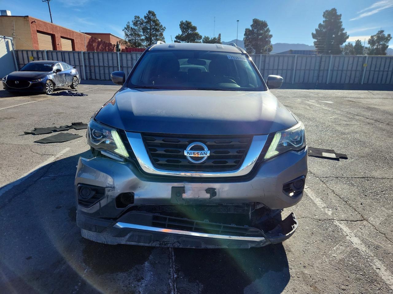 2020 Nissan Pathfinder S - Image 5