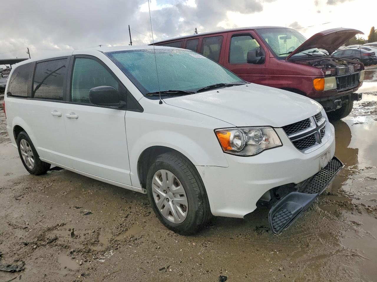 2018 Dodge Grand Caravan Se - Фото 4