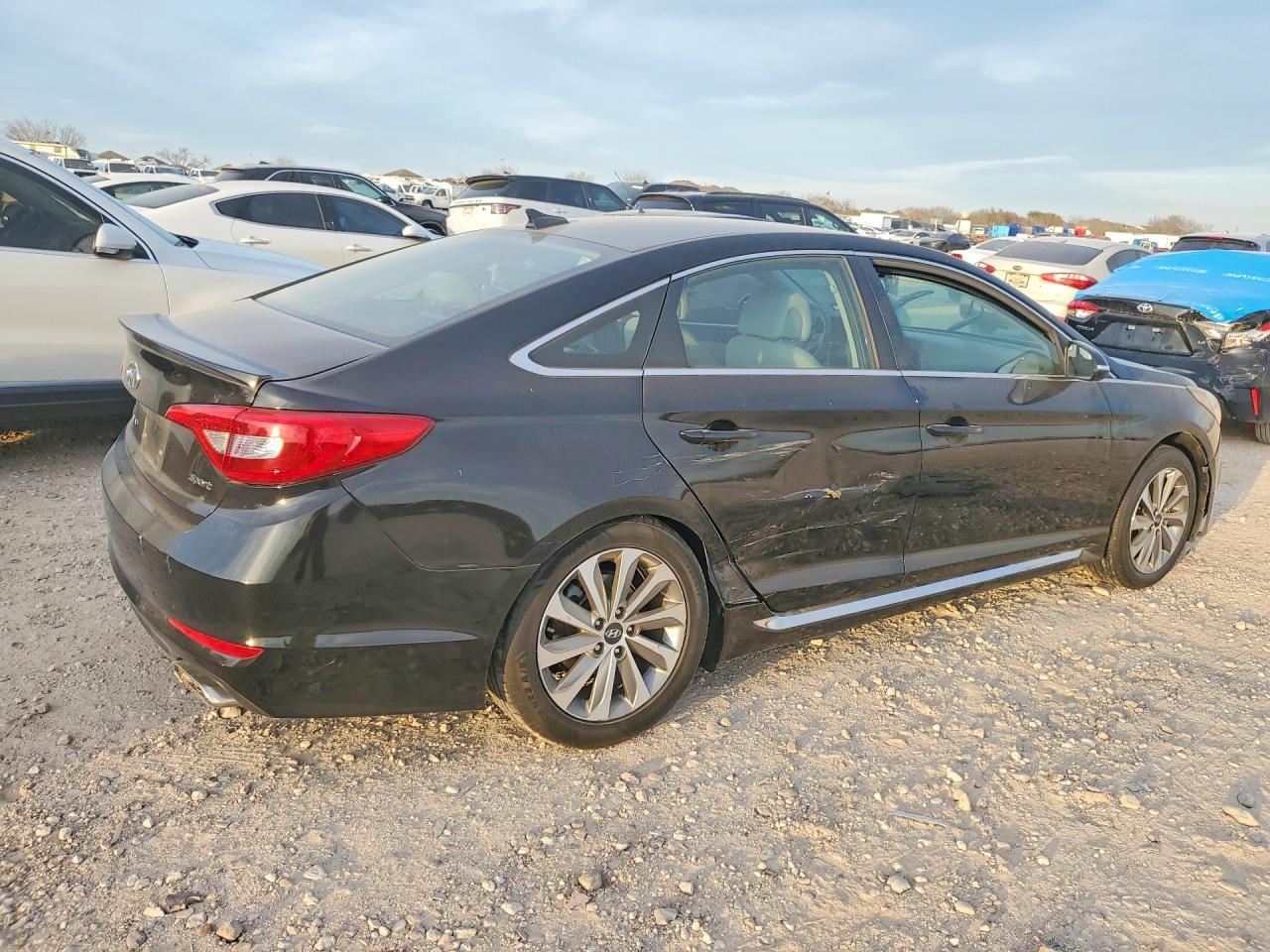 2016 Hyundai Sonata Sport - Фото 3